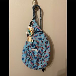 NWT Kavu Rope Sling Bag in Paper Flock pattern